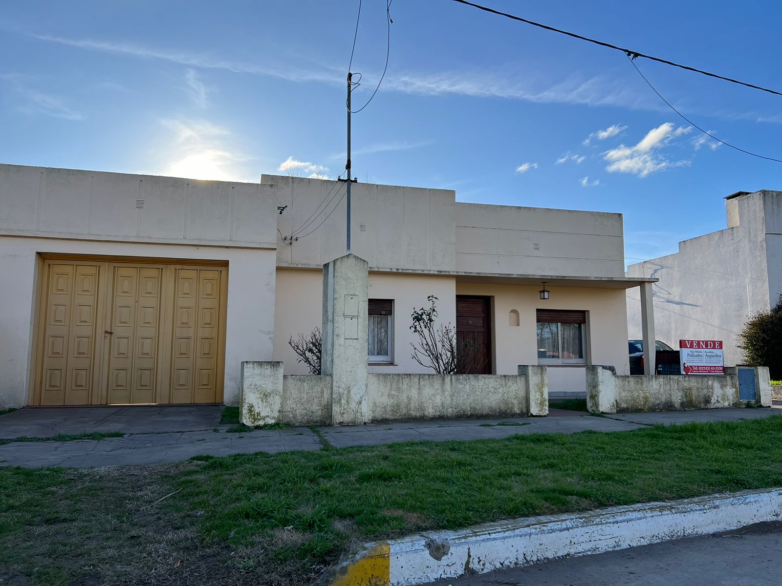 EN VENTA CASA EN VILLANUEVA, EXCELENTE UBICACION