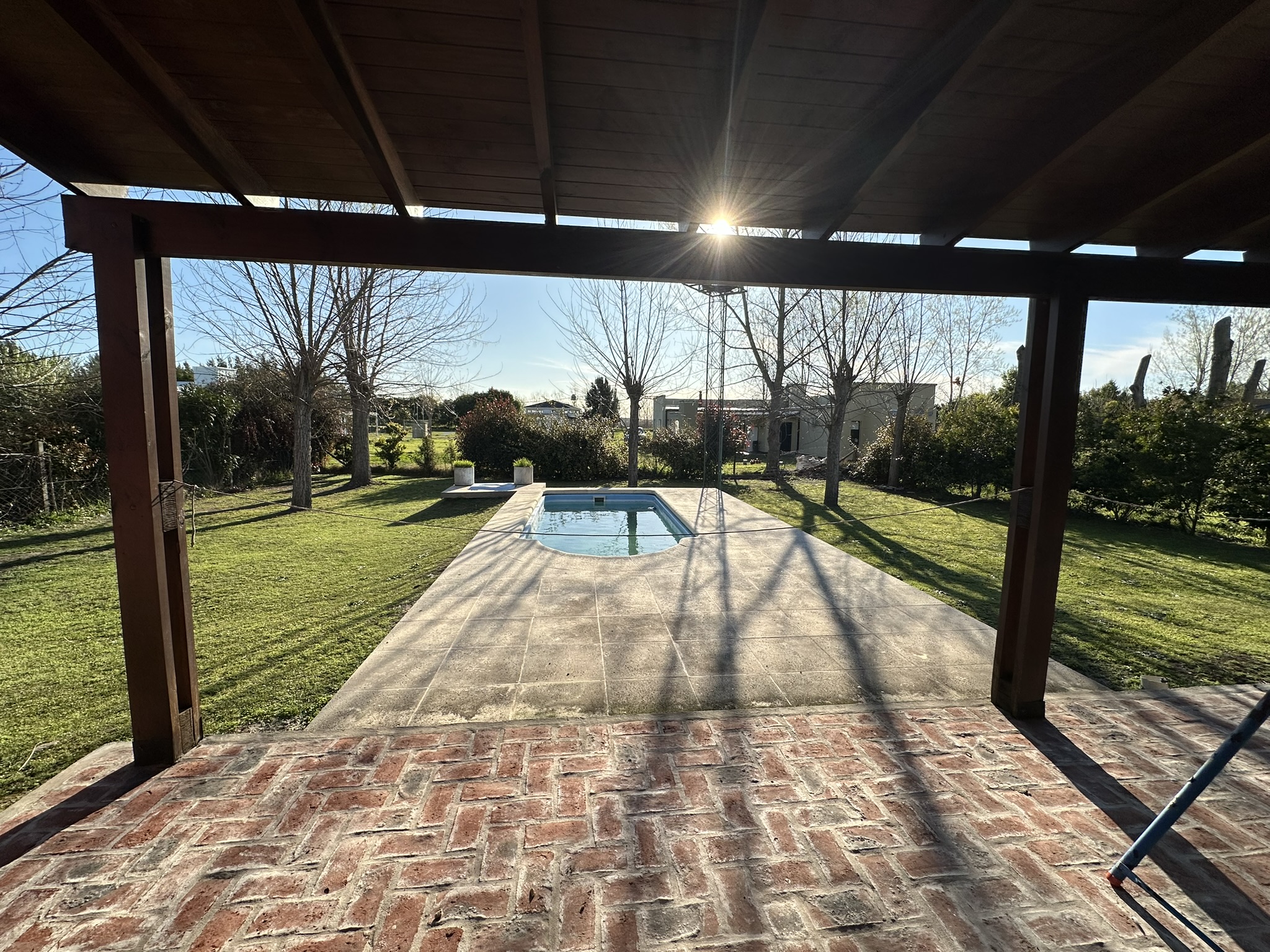 Hermosa Casa  en Barrio Leufu kiñe – Tranquilidad y Naturaleza a Pasos del Río y Termas