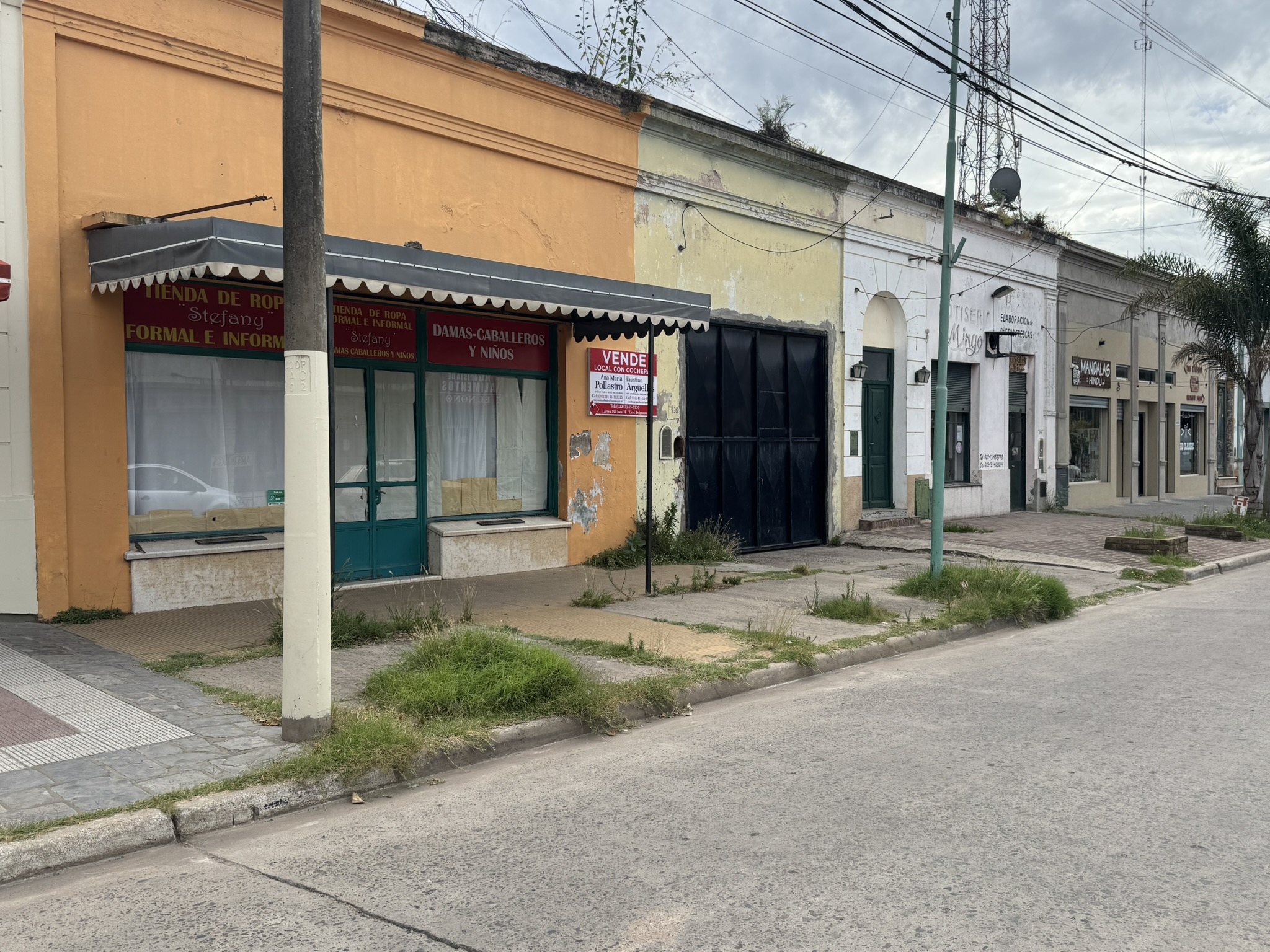 Local Comercial En Venta En Plena Zona Céntrica Y Comercial